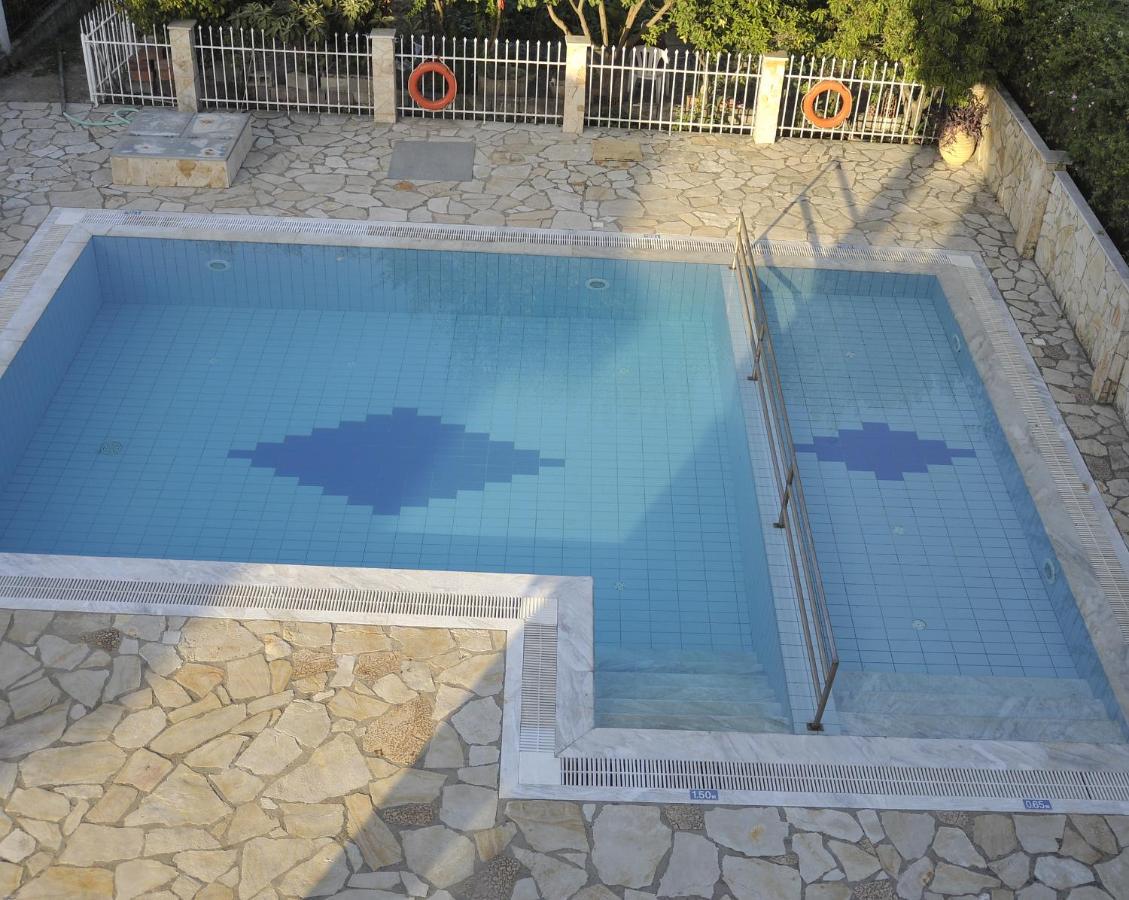 Spiros Athinaios Apartment'S Dasziá Kültér fotó